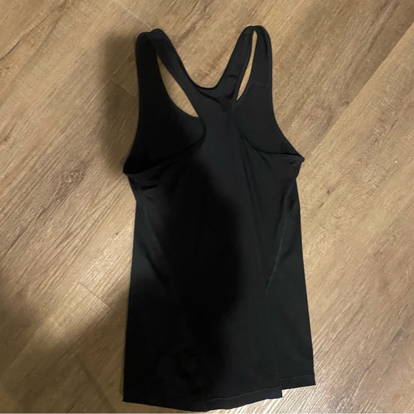 Nike Black Tank Top Womens - Picture 2 of 3